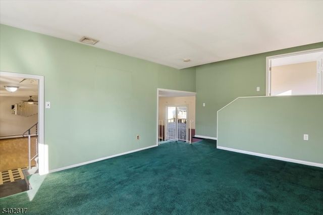 63 W William St, Lincoln Park Boro, NJ 07035