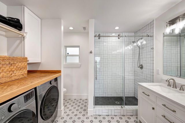 4536 Sunburst Street, Bellaire, TX 77401