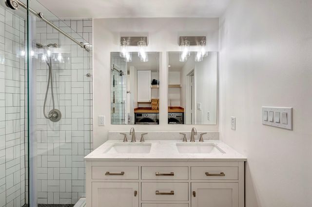 4536 Sunburst Street, Bellaire, TX 77401