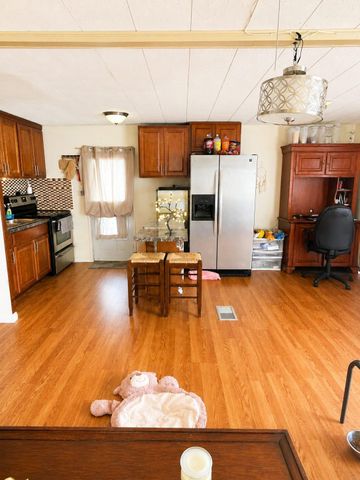 3302 Lake Street, Hollywood, FL 33021