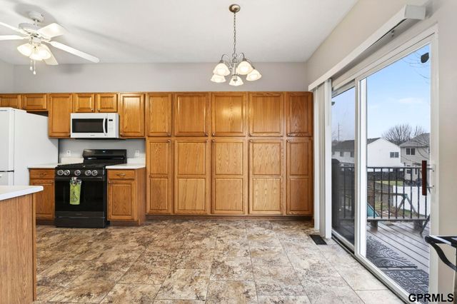 16435 Yates Street, Omaha, NE 68116