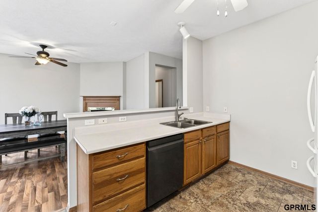 16435 Yates Street, Omaha, NE 68116