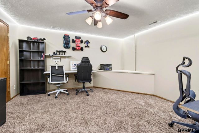 16435 Yates Street, Omaha, NE 68116