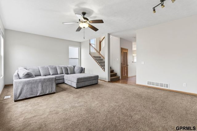 16435 Yates Street, Omaha, NE 68116