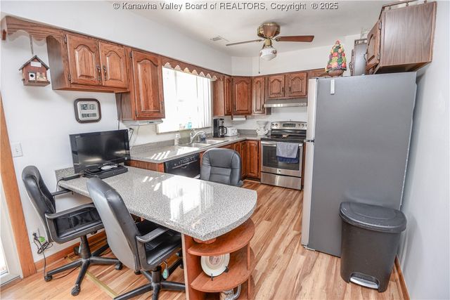 2155 Kay Neva Lane, Charleston, WV 25312