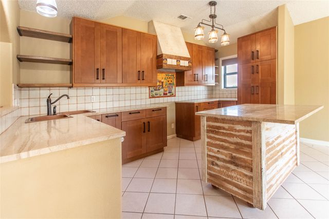 308 Sanders, Denton, TX 76210