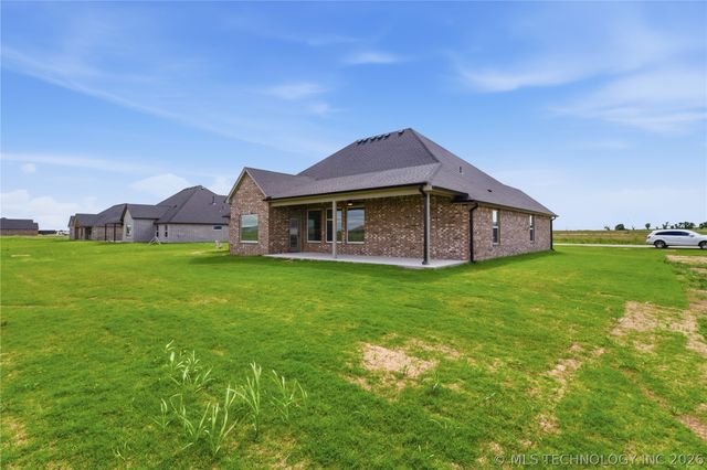 5678 E 136th Place North, Collinsville, OK 74021