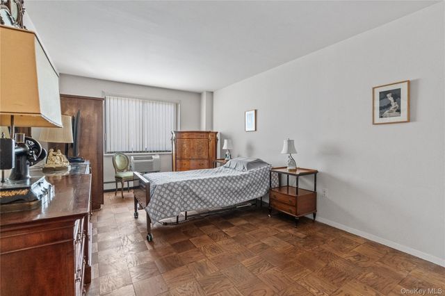 100 E Hartsdale Avenue 6BE, Hartsdale, NY 10530