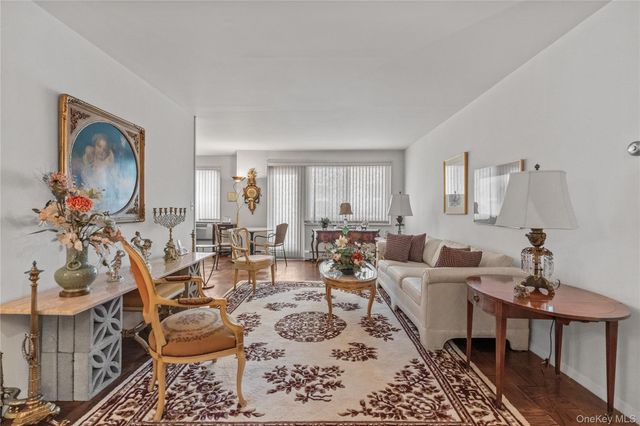 100 E Hartsdale Avenue 6BE, Hartsdale, NY 10530