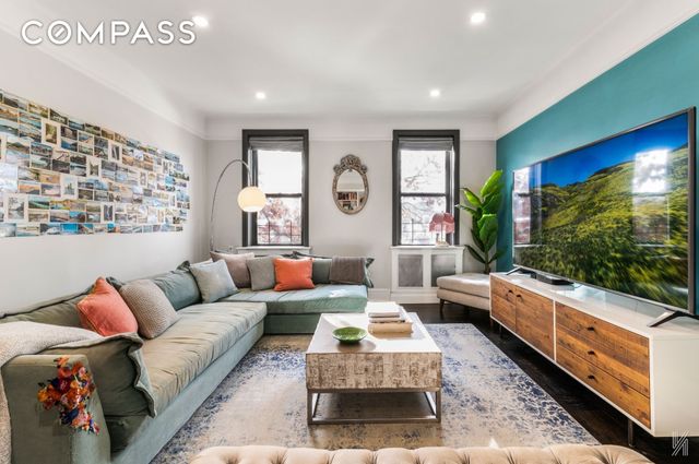 3506 88th St Apt 3G, New York City, NY 11372
