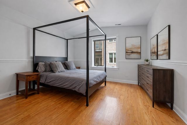 4140 N Kenmore Avenue 3, Chicago, IL 60613