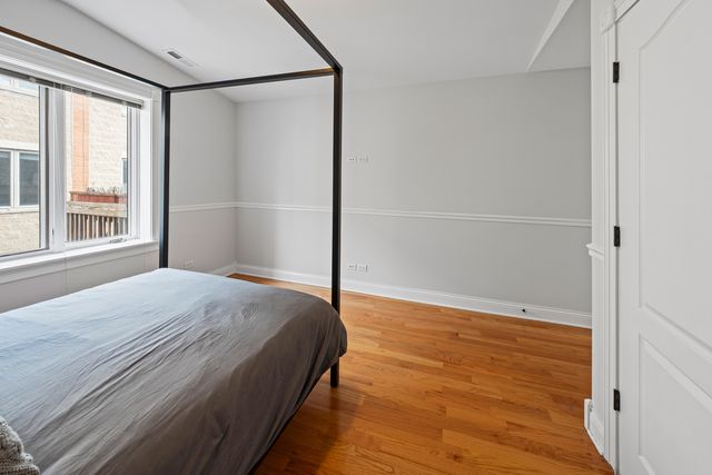 4140 N Kenmore Avenue 3, Chicago, IL 60613