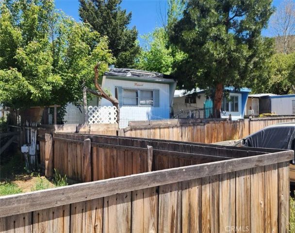 101 Butte St, Fort Jones, CA 96032