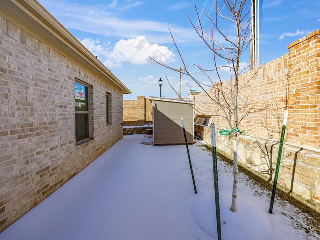 701 Presidio Street, Aubrey, TX 76227