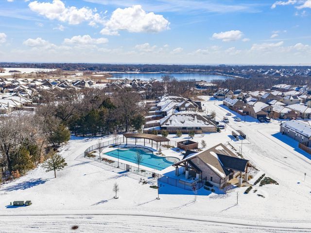 701 Presidio Street, Aubrey, TX 76227