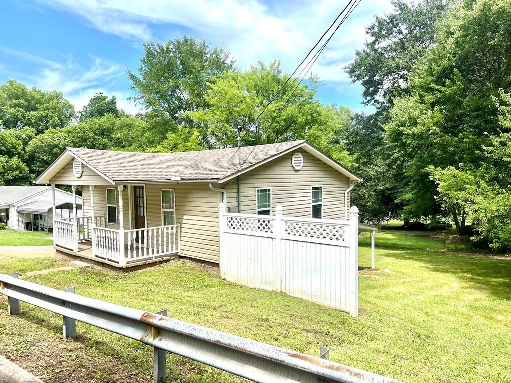 431 Sam Love Road, Rocky Face, GA 30740