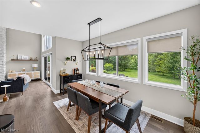 7598 Woodland Avenue, Hudson, OH 44236