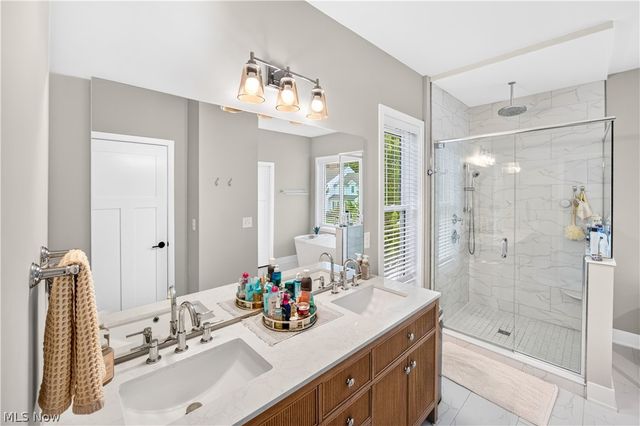 7598 Woodland Avenue, Hudson, OH 44236