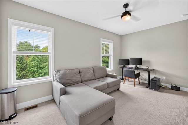 7598 Woodland Avenue, Hudson, OH 44236