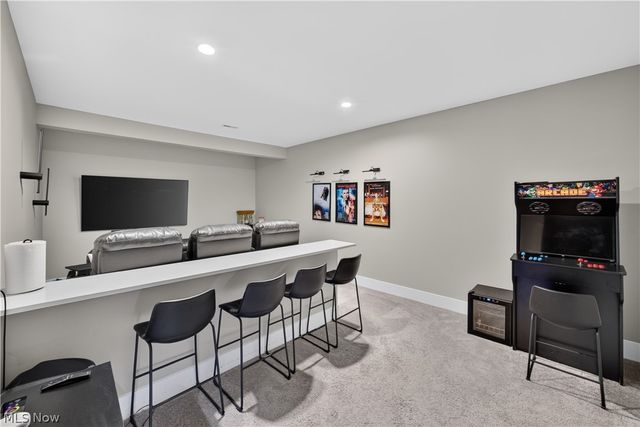 7598 Woodland Avenue, Hudson, OH 44236
