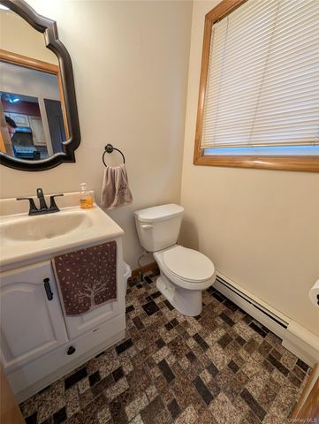 45 Hilltop Circle, Fishkill, NY 12524