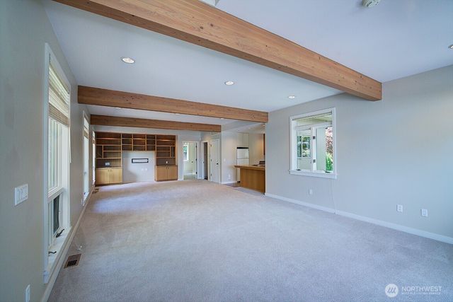 1605 73rd Avenue NE, Medina, WA 98039