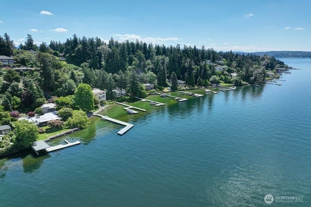 1605 73rd Avenue NE, Medina, WA 98039