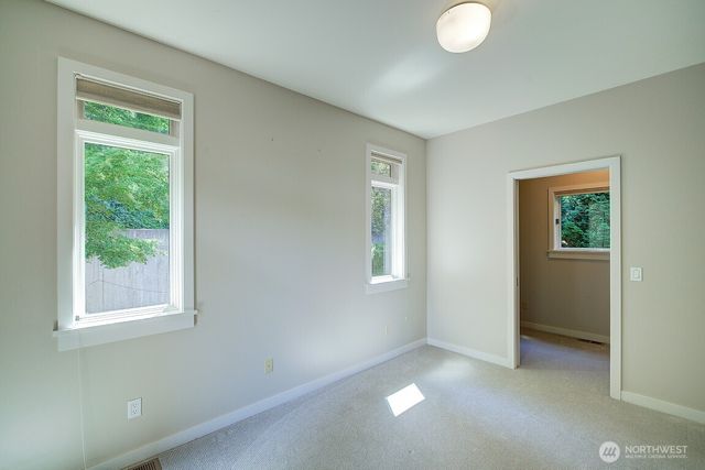 1605 73rd Avenue NE, Medina, WA 98039
