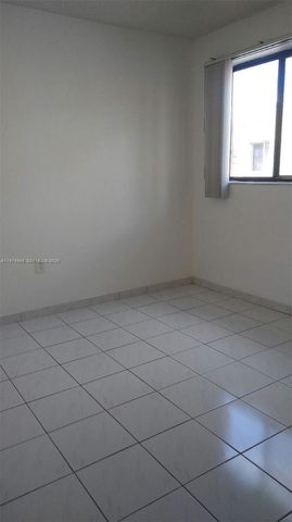 2765 W 62nd Pl 203, Hialeah, FL 33016