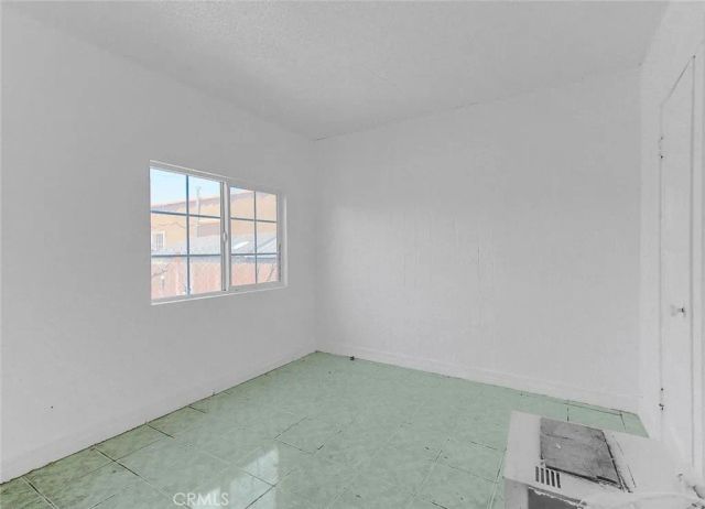 1159 E 74th Street, Los Angeles, CA 90001