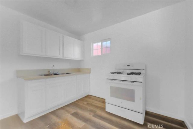 1159 E 74th Street, Los Angeles, CA 90001