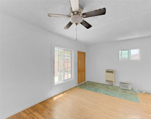 1159 E 74th Street, Los Angeles, CA 90001