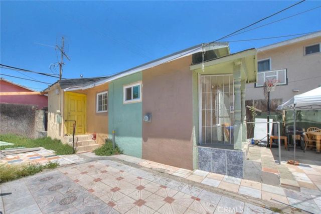 1159 E 74th Street, Los Angeles, CA 90001
