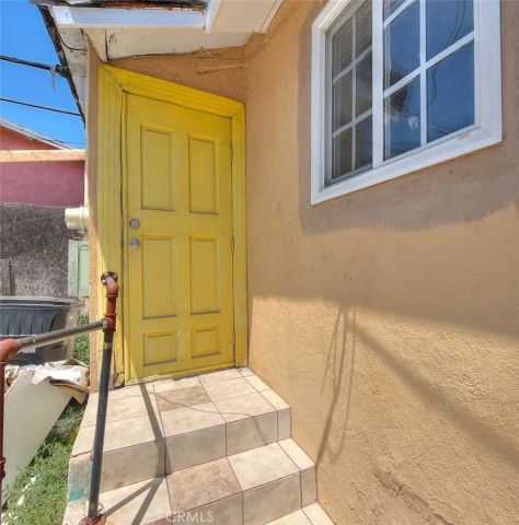 1159 E 74th Street, Los Angeles, CA 90001