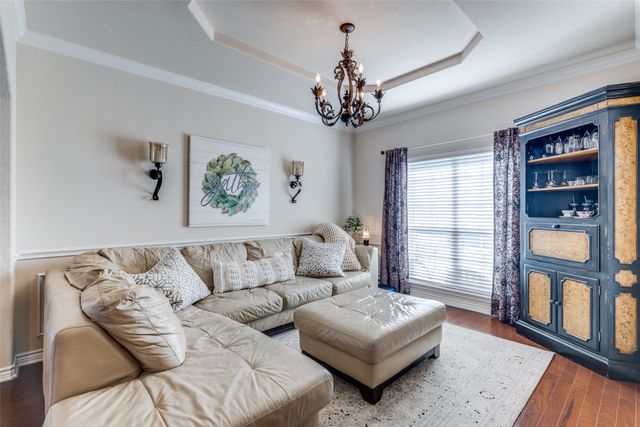 609 Sunrise Drive, Kennedale, TX 76060