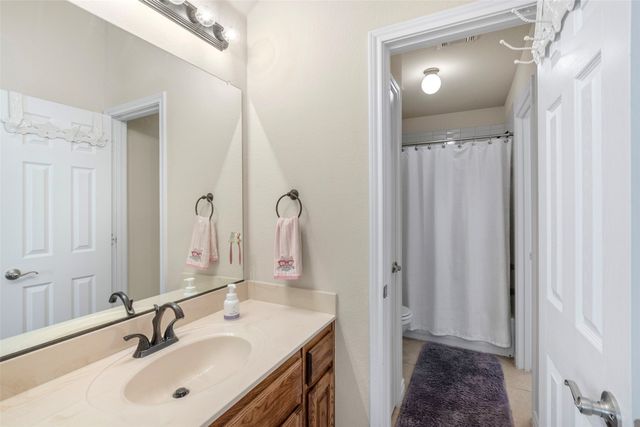 609 Sunrise Drive, Kennedale, TX 76060