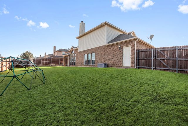 609 Sunrise Drive, Kennedale, TX 76060