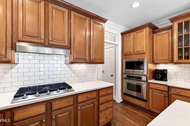 108 Creekvista Drive, Holly Springs, NC 27540