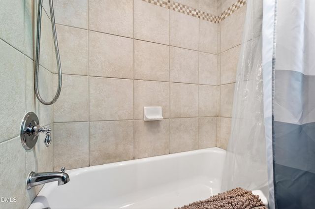 108 Creekvista Drive, Holly Springs, NC 27540