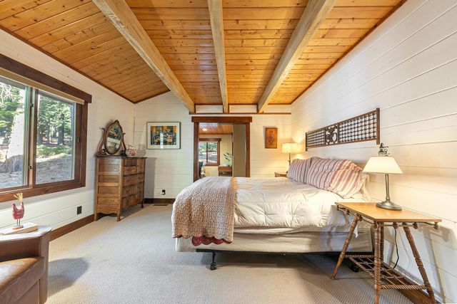 11443 Sitzmark Way, Truckee, CA 96161