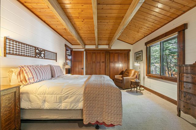 11443 Sitzmark Way, Truckee, CA 96161