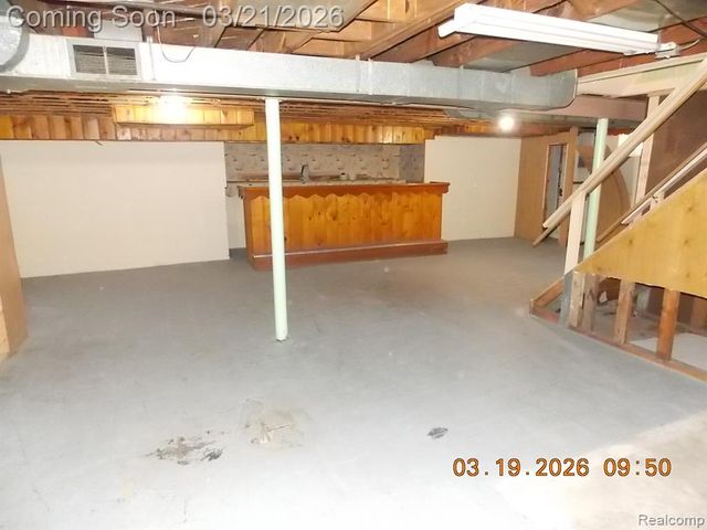 1581 Emmons Boulevard, Lincoln Park, MI 48146