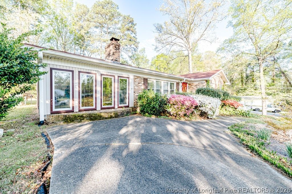 820 Primrose Lane, Sanford, NC 27330 — photo 3