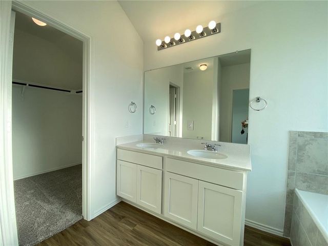 320 Majestic Cedar CT, Liberty Hill, TX 78642