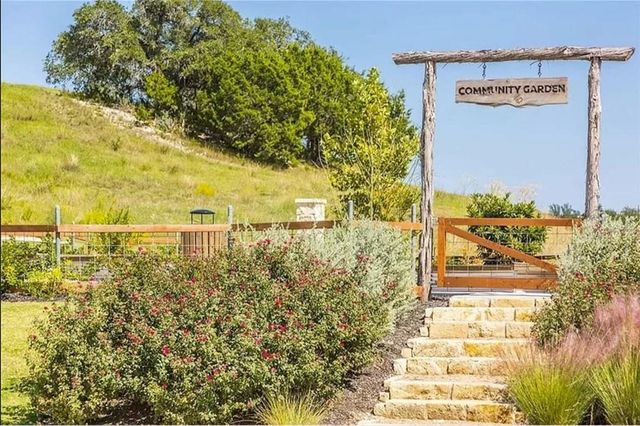 320 Majestic Cedar CT, Liberty Hill, TX 78642