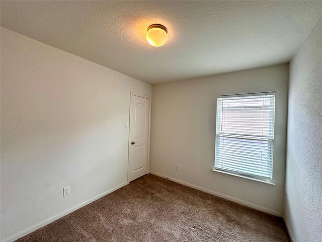 1469 Breanna LN, Kyle, TX 78640