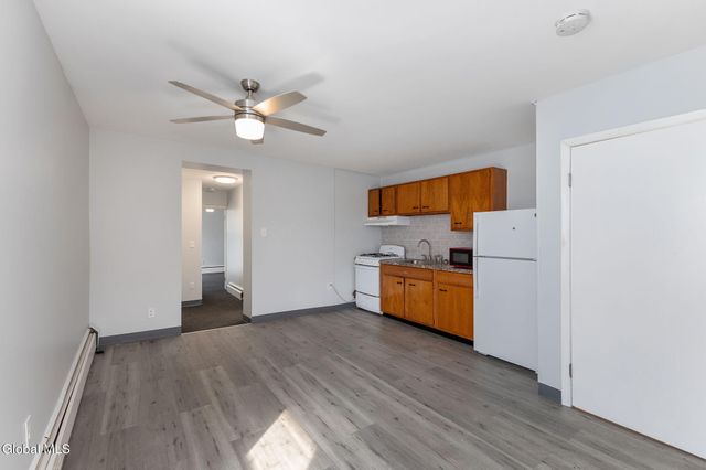 1605-1607 3rd Avenue, Watervliet, NY 12189