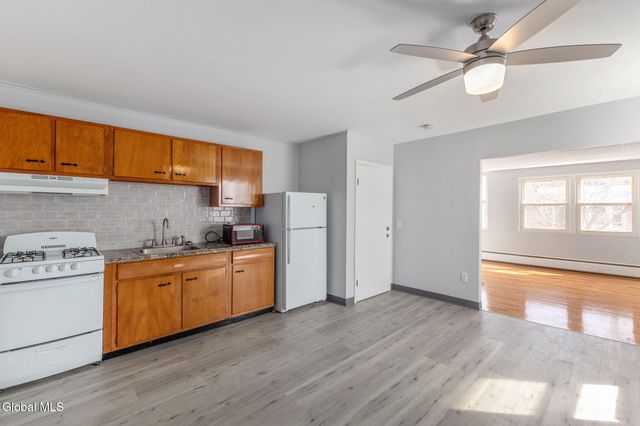 1605-1607 3rd Avenue, Watervliet, NY 12189