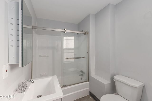 1605-1607 3rd Avenue, Watervliet, NY 12189