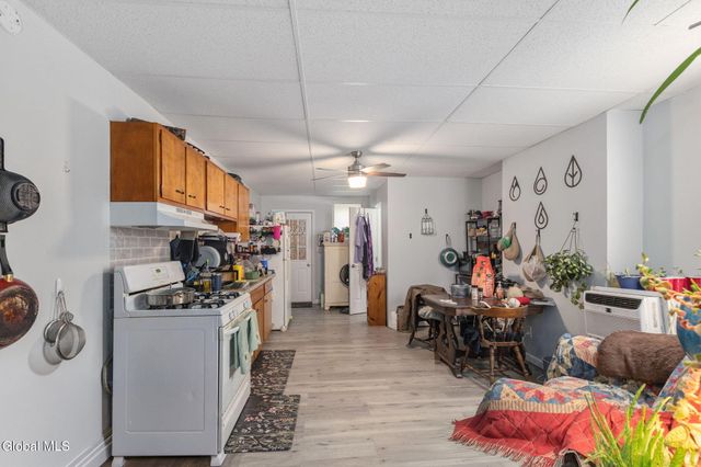 1605-1607 3rd Avenue, Watervliet, NY 12189